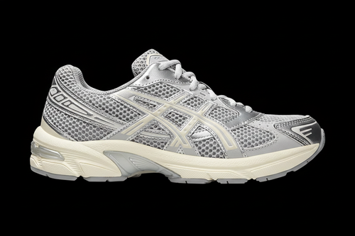 ASICS GEL-1130 grey silver on black background